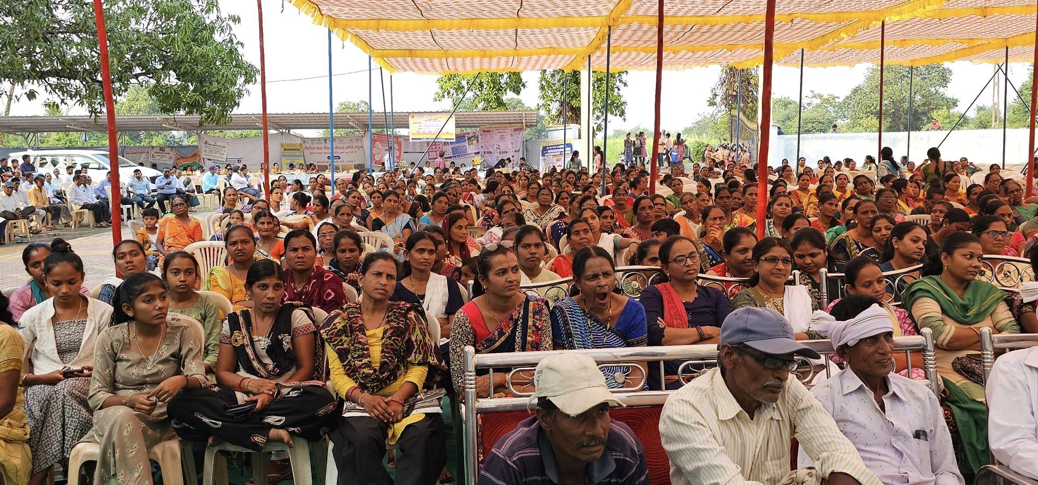 સુરત જિલ્લાના મહુવા તાલુકામાં વિકસિત ભારત સંકલ્પ યાત્રાનું સમાપન બોરીયા ગામે રાખવામાં આવ્યું.